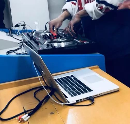 第四次教学回顾 制音工厂——音乐与教育的交响曲